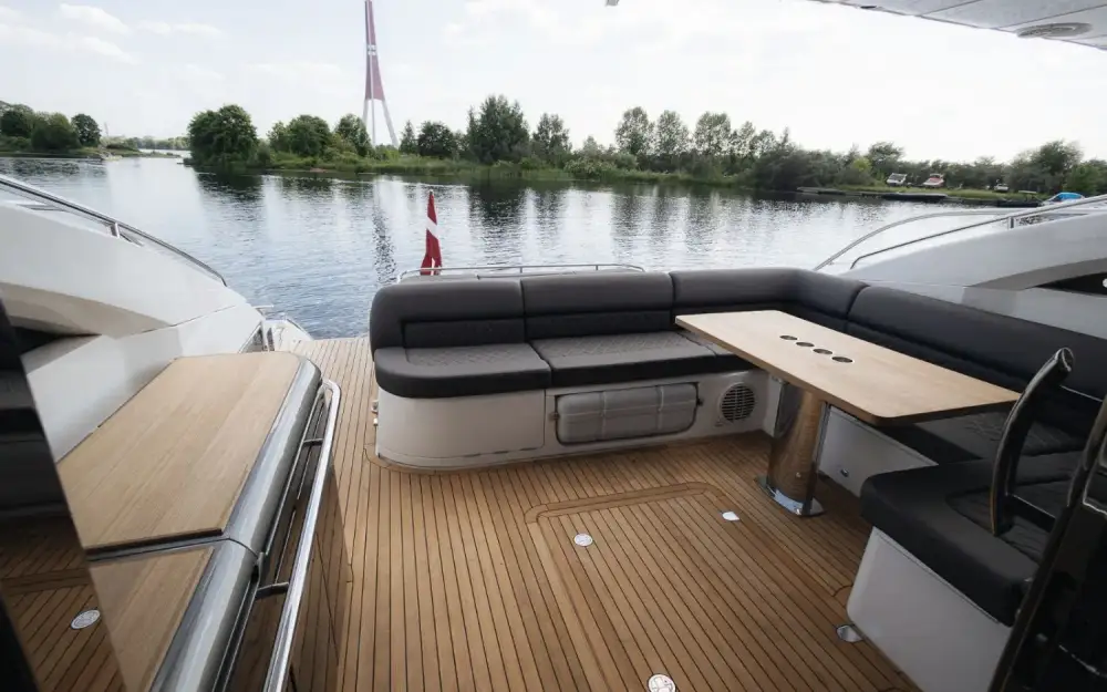slider 11 Princess  V62