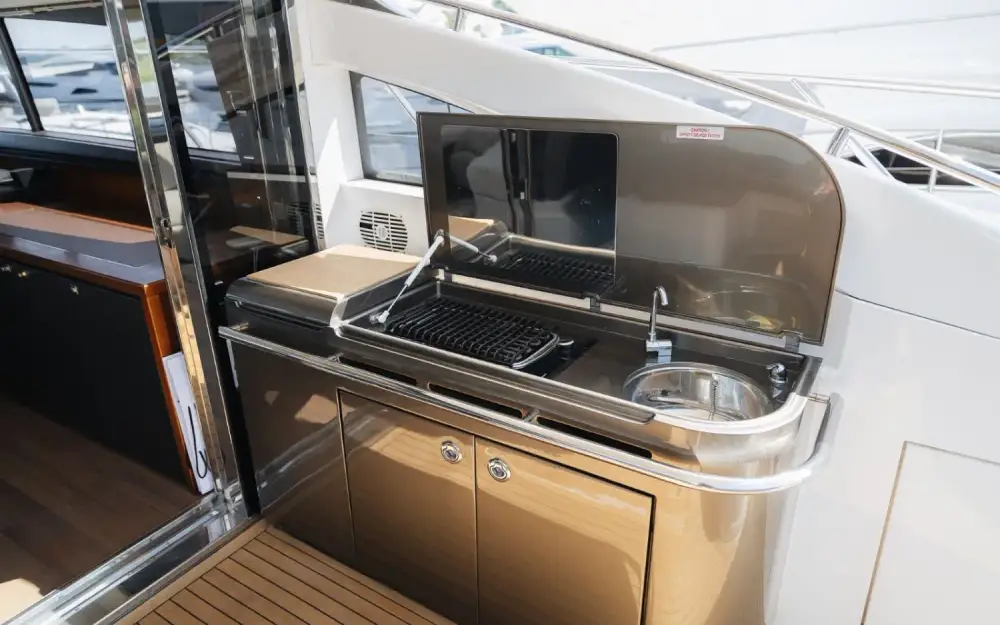 slider 16 Princess  V62