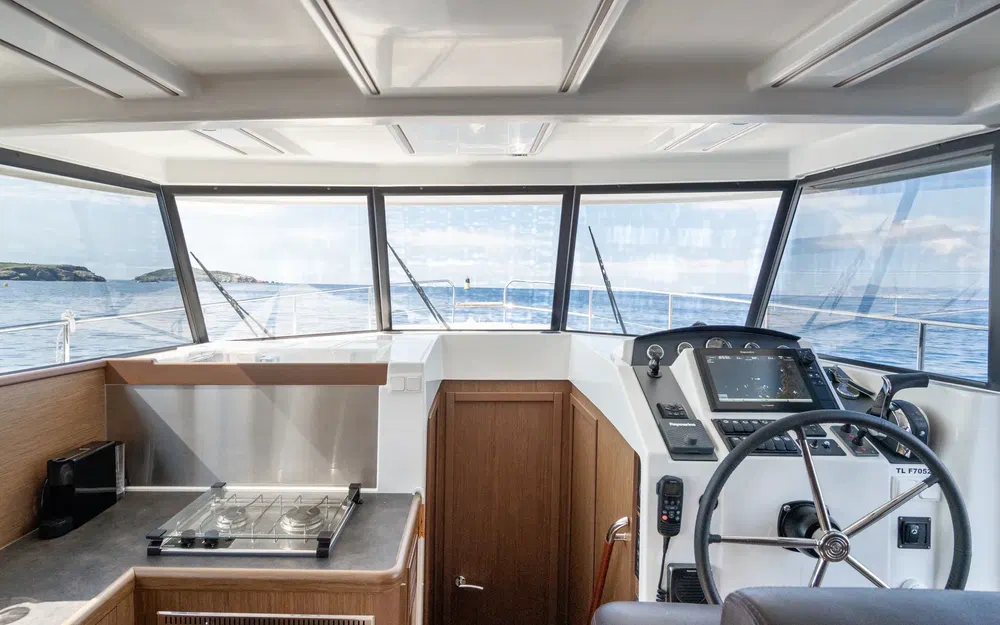 slider 18 Beneteau Swift Trawler 34 Fly