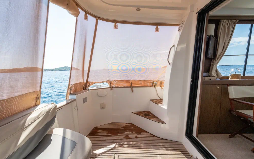 slider 13 Beneteau Swift Trawler 34 Fly