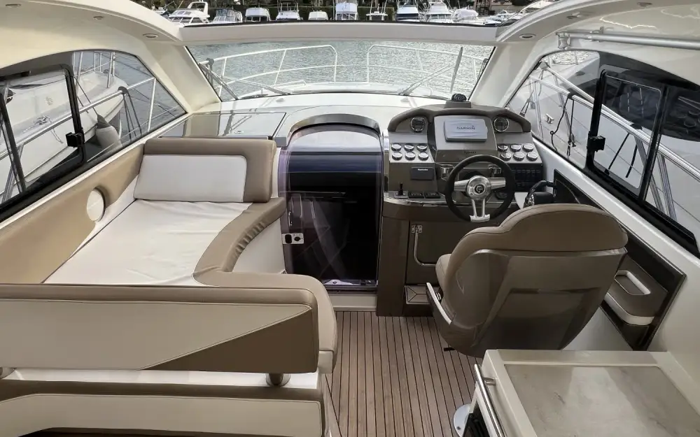 slider 8 Galeon  325 HT