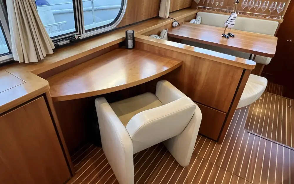slider 16 Linssen Grand Sturdy 43.9 AC