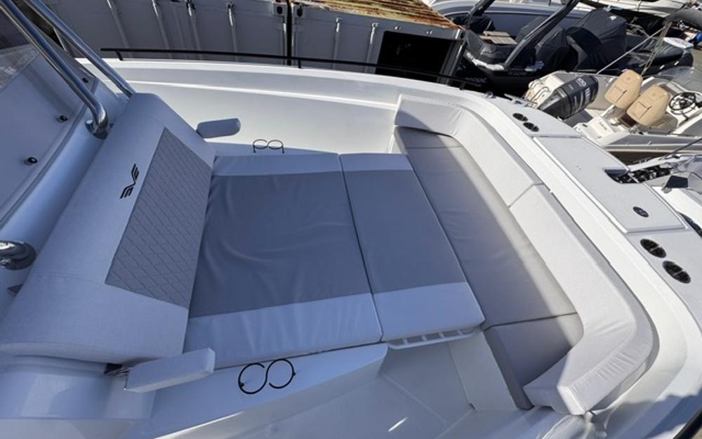 slider 7 Beneteau Flyer 9 Spacedeck