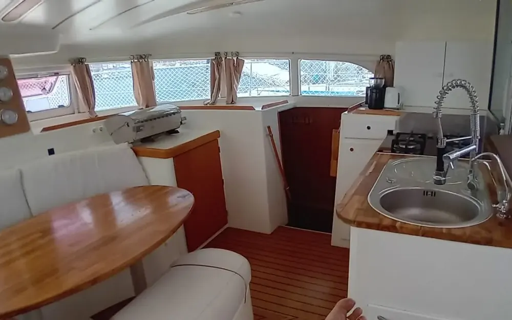 slider 34 Lagoon  380
