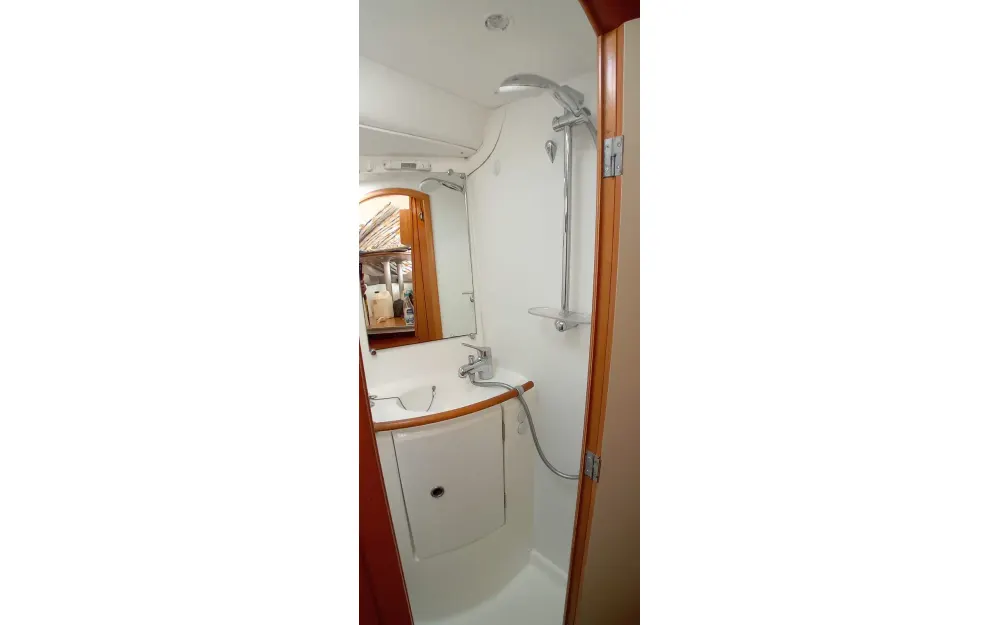slider 47 Lagoon  380