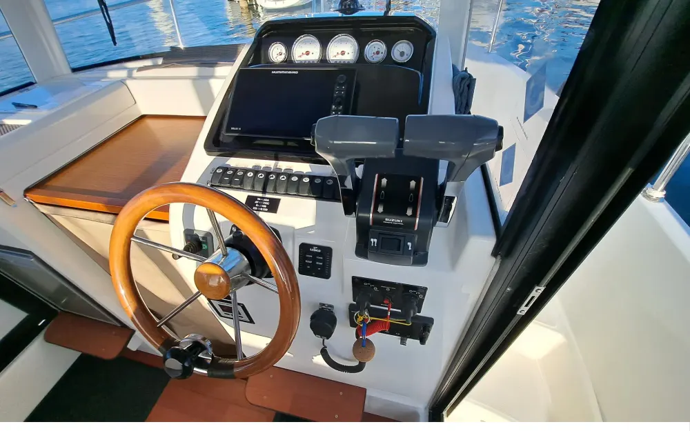 slider 21 Jeanneau Merry Fisher 855 Marlin