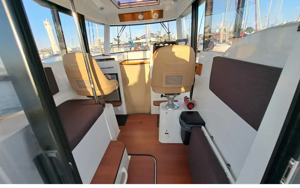 slider 37 Jeanneau Merry Fisher 855 Marlin