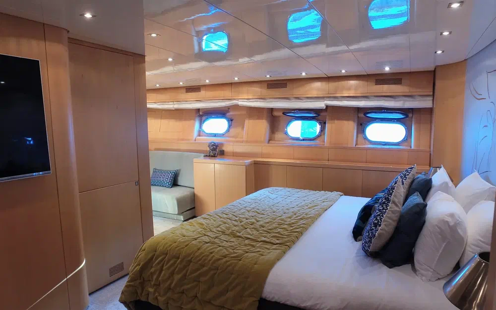 slider 14 Arno Leopard 26 FLY