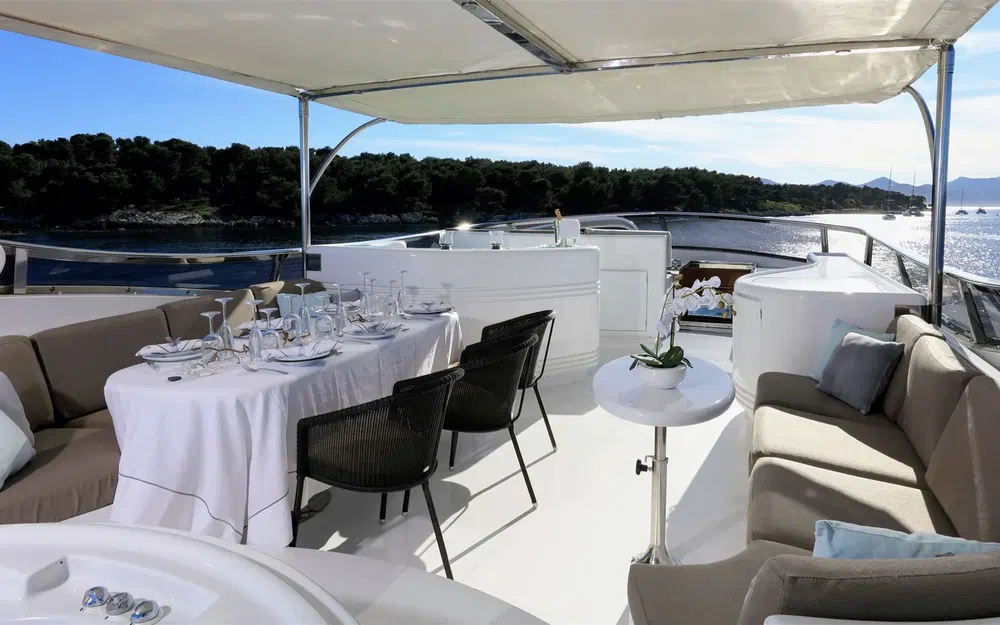 slider 7 Arno Leopard 26 FLY