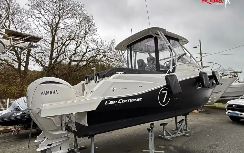 slider 11 Jeanneau Cap Camarat 9.0 WA