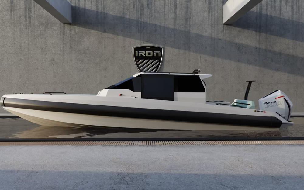 slider 10 Iron Boats 907 Coupe