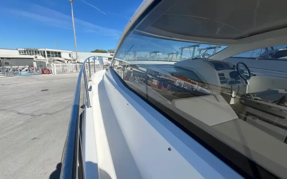 slider 30 Jeanneau Leader 10