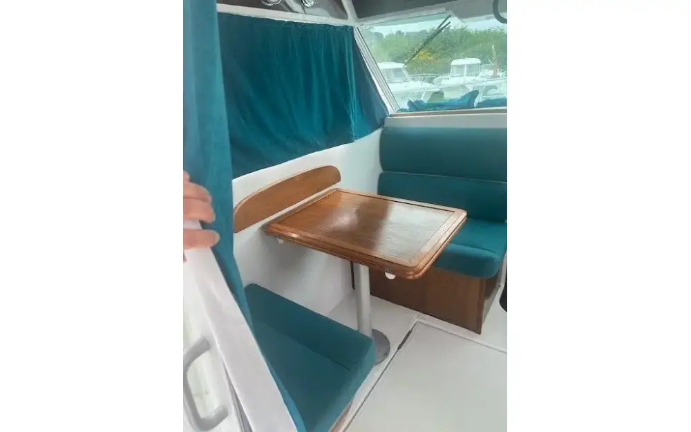 slider 5 Jeanneau Merry Fisher 750