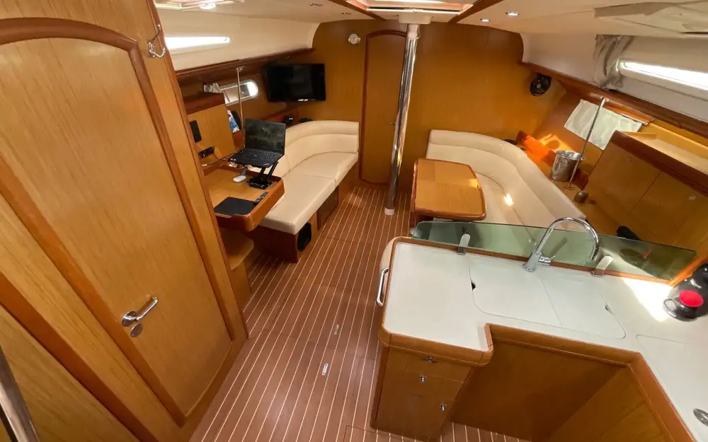 slider 24 Jeanneau Sun Odyssey 42 i