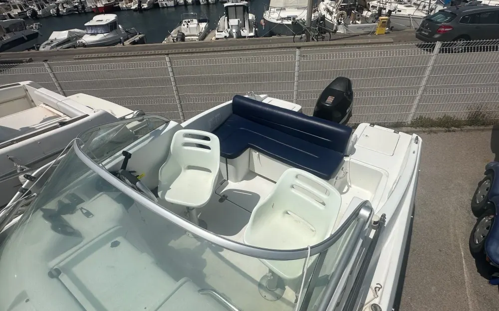slider 10 Beneteau Flyer 650 Cabine