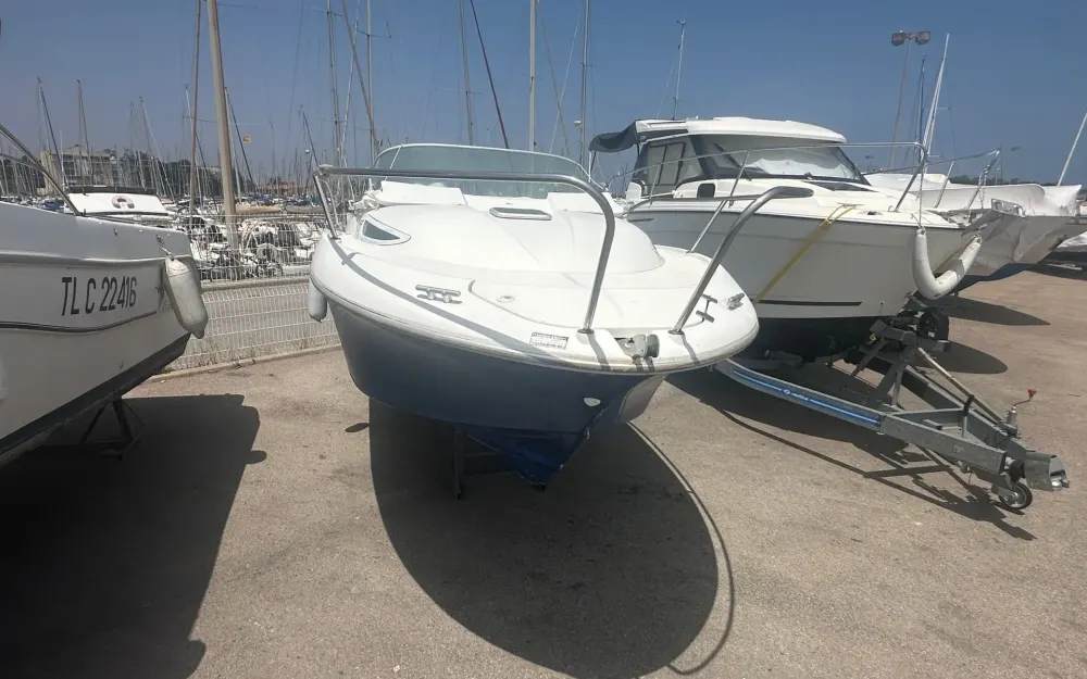 slider 11 Beneteau Flyer 650 Cabine