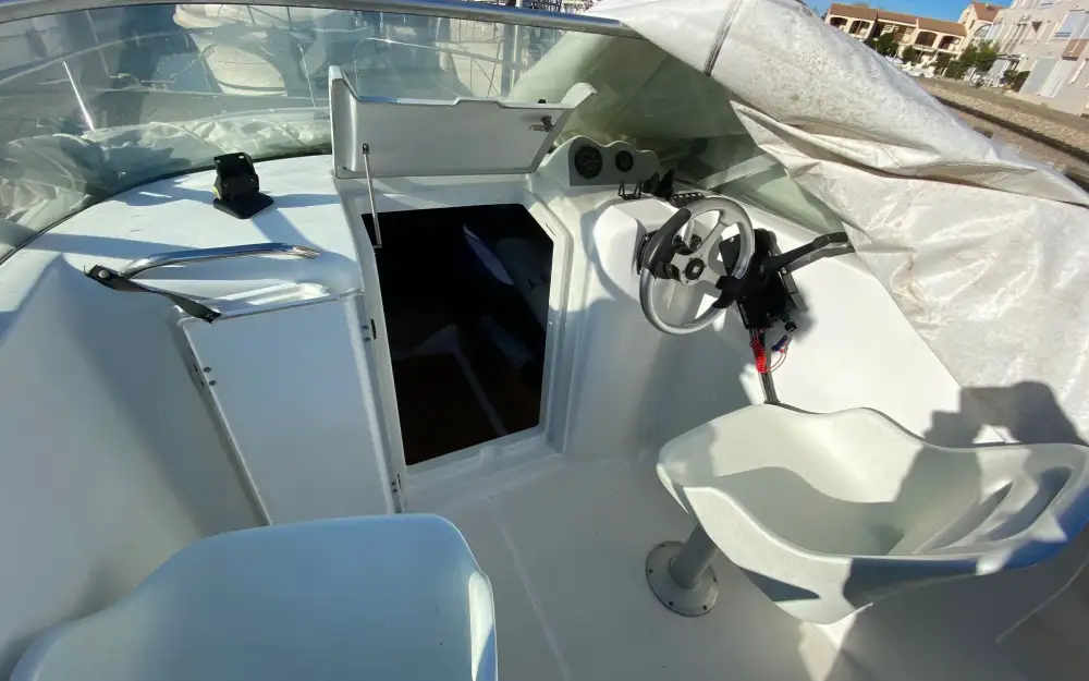 slider 2 Beneteau Flyer 650 Cabine
