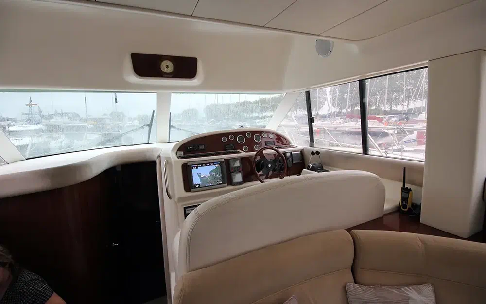 slider 22 Jeanneau Prestige 36