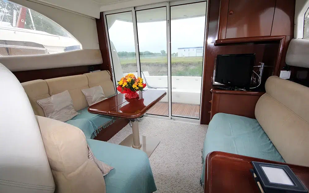 slider 25 Jeanneau Prestige 36