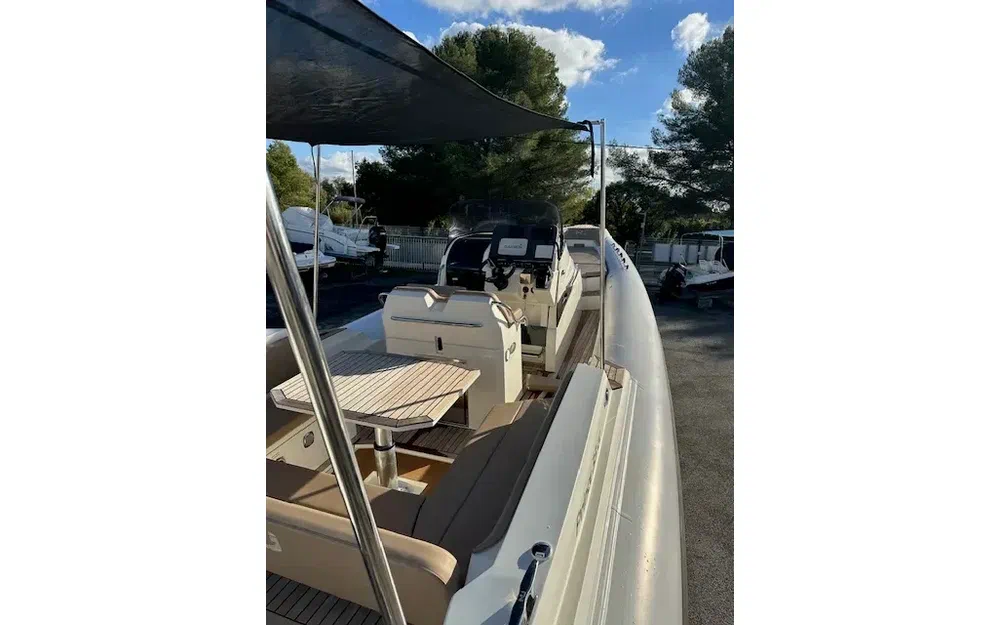 slider 8 Nuova Jolly Prince 33 CC