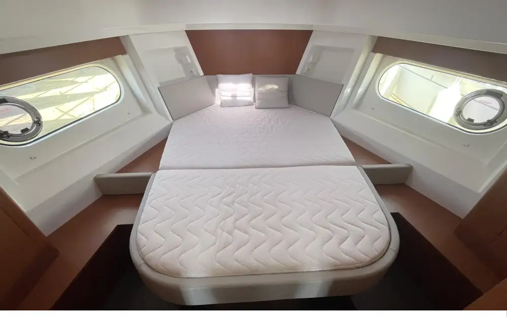 slider 10 Beneteau Swift Trawler 30