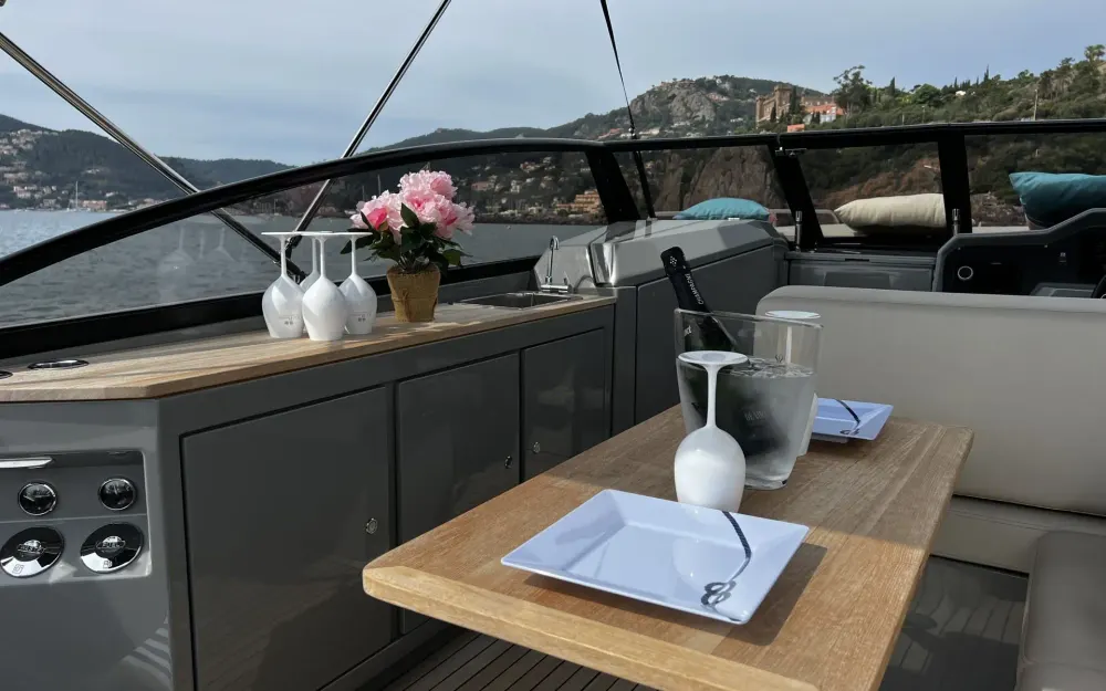 slider 7 Rand Boats Leisure 28 - null