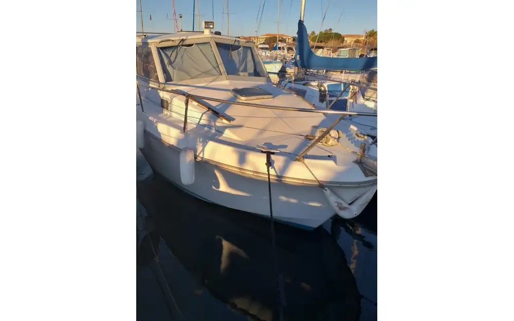 slider 0 Beneteau Antares 730