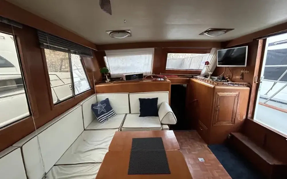 slider 1 Ocean Alexander  38