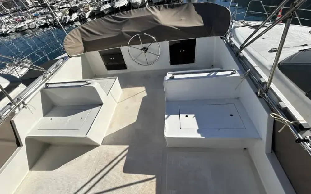 slider 4 Ocean Alexander  38