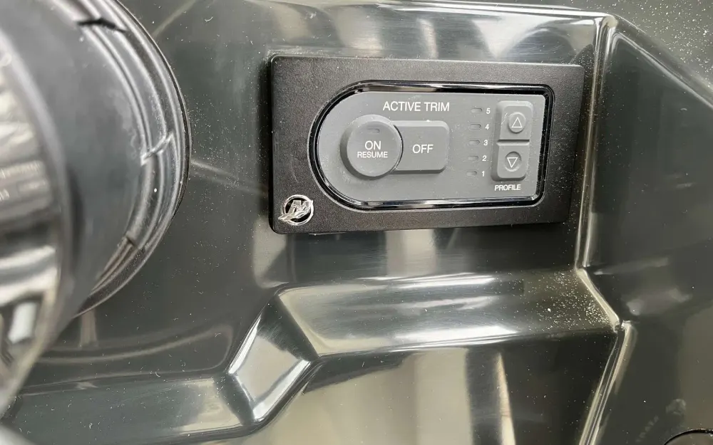 slider 5 Quicksilver Activ 705 Pilothouse - null