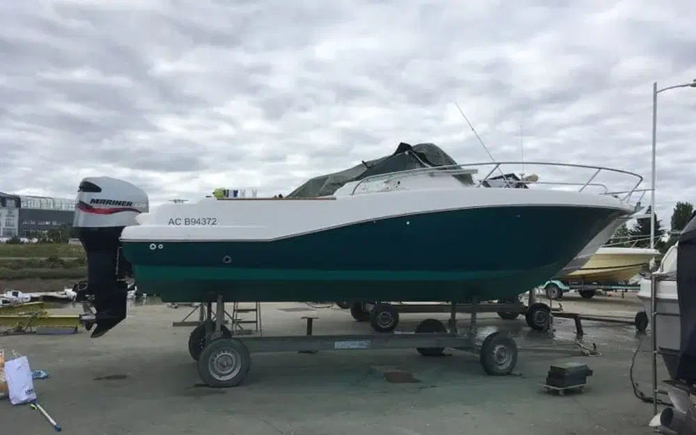 slider 0 Jeanneau Cap Camarat 755