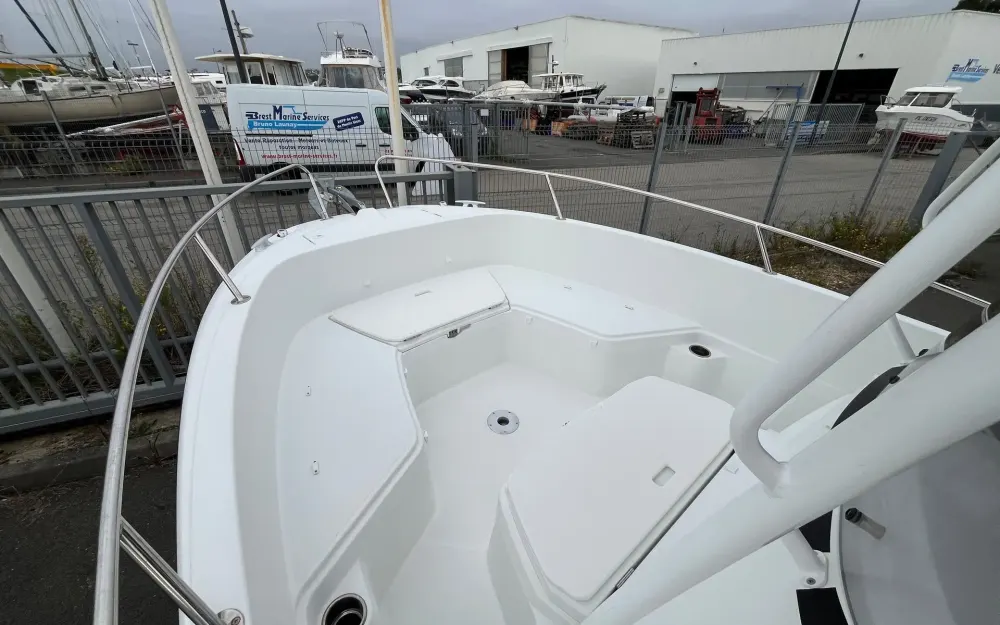 slider 14 Jeanneau Cap Camarat 6.5 CC Serie 3