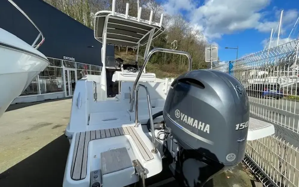 slider 3 Jeanneau Cap Camarat 6.5 CC Serie 3