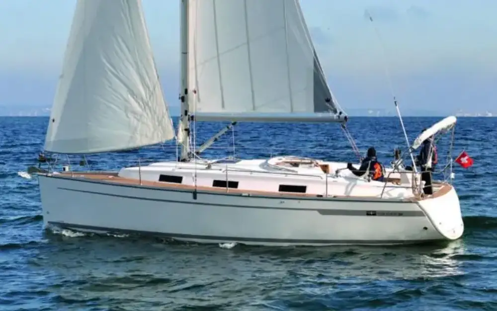 slider 1 Bavaria  32 Cruiser