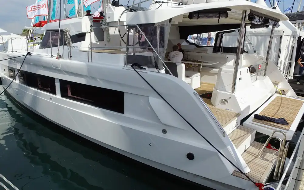 slider 0 Indigo Yacht  45