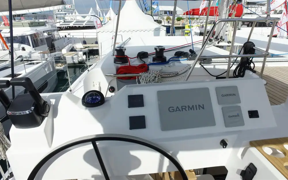 slider 9 Indigo Yacht  45