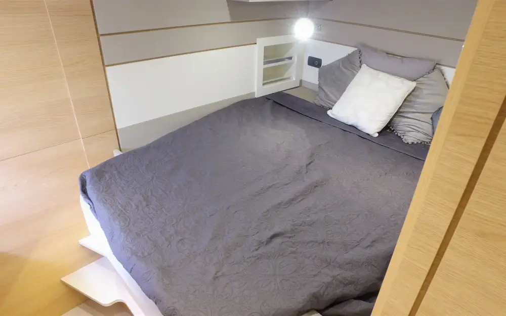 slider 20 Indigo Yacht  45