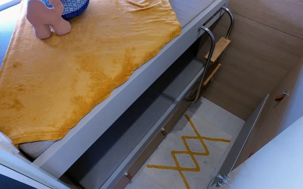 slider 21 Aventura Yacht Indigo Yacht 45