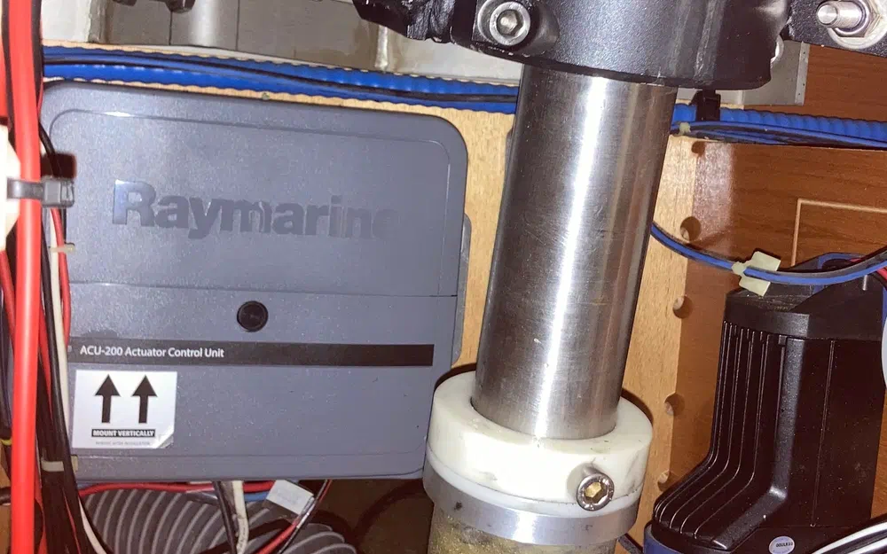 slider 33 Dufour 405