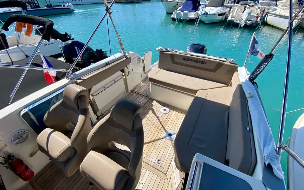 slider 3 Quicksilver Activ 805 Sundeck