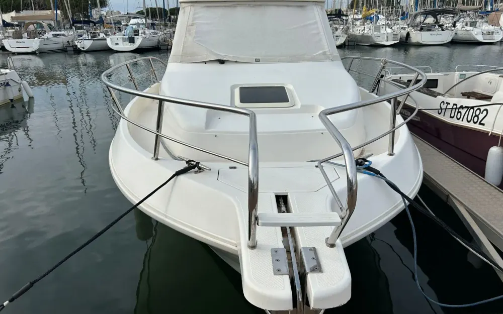 slider 10 Faeton  840 Moraga - null