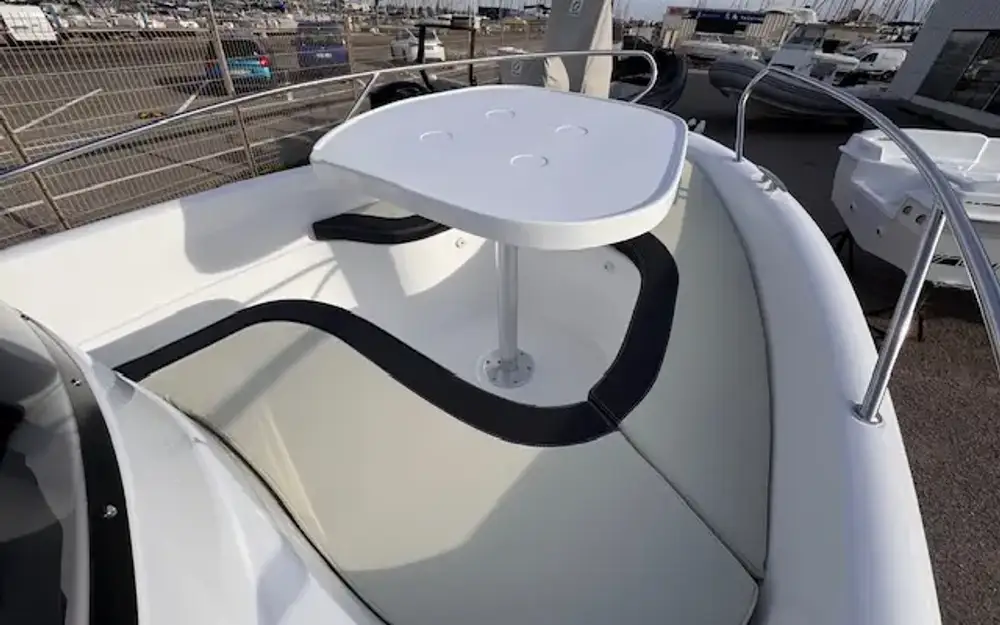 slider 9 B2 Marine Cap Ferret 522 Open