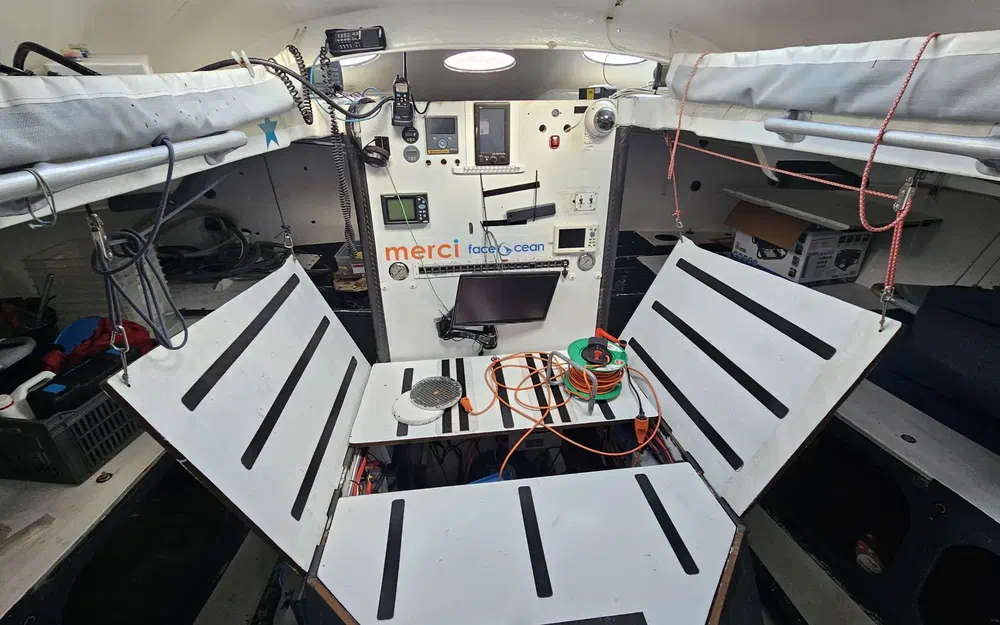 slider 5 Nandor Fa Ayo Open 60 Imoca