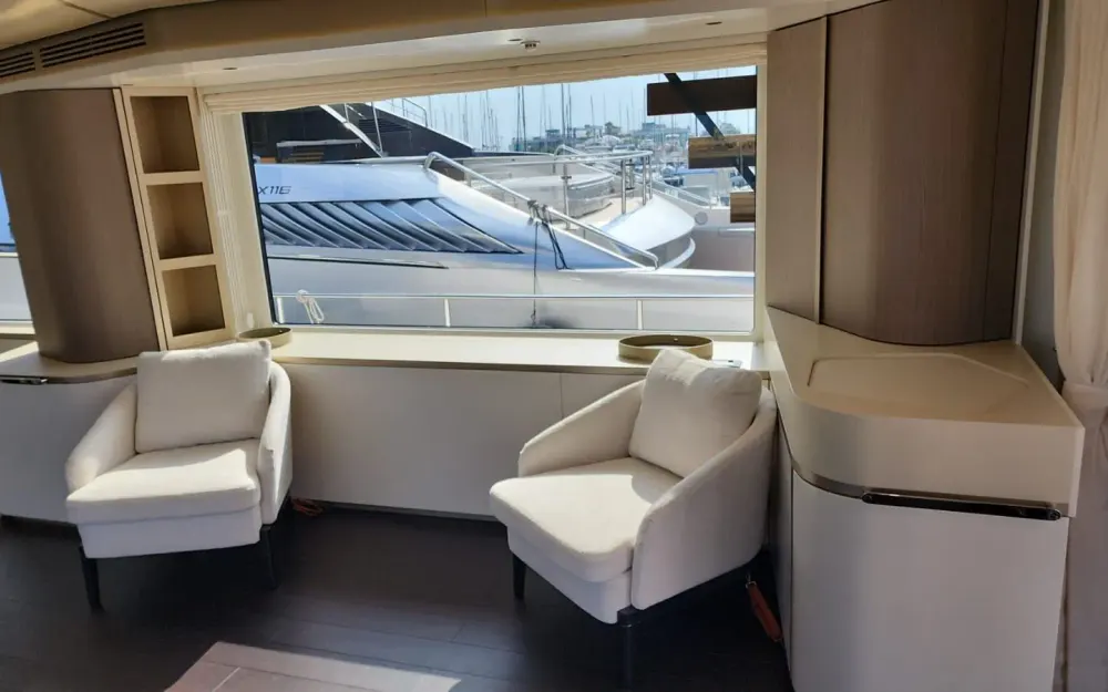 slider 10 Azimut Magellano 25