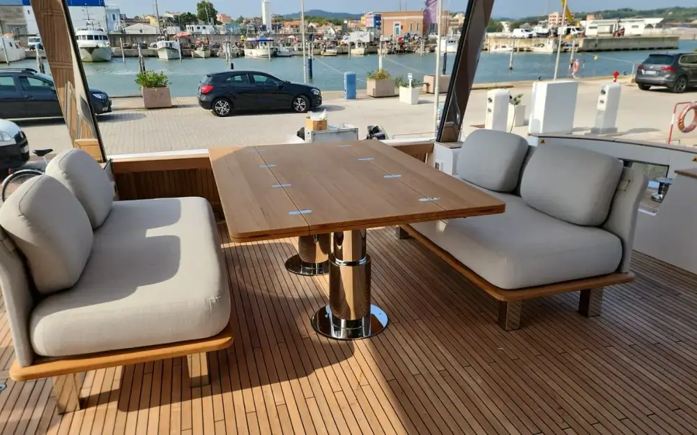 slider 5 Azimut Magellano 25