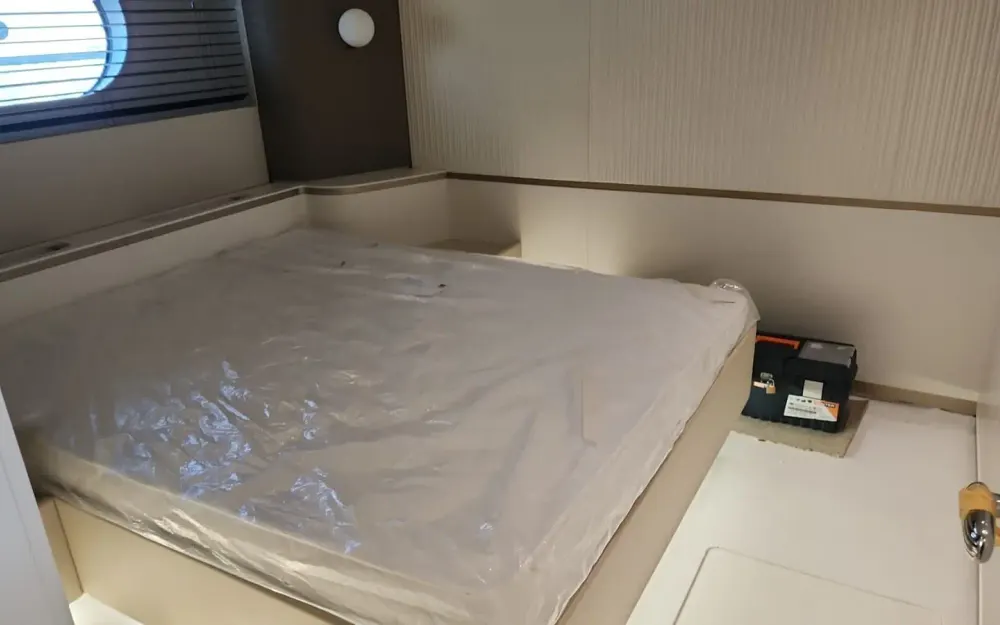 slider 12 Azimut Magellano 25