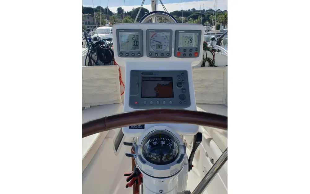 slider 16 Beneteau Oceanis 323 Clipper