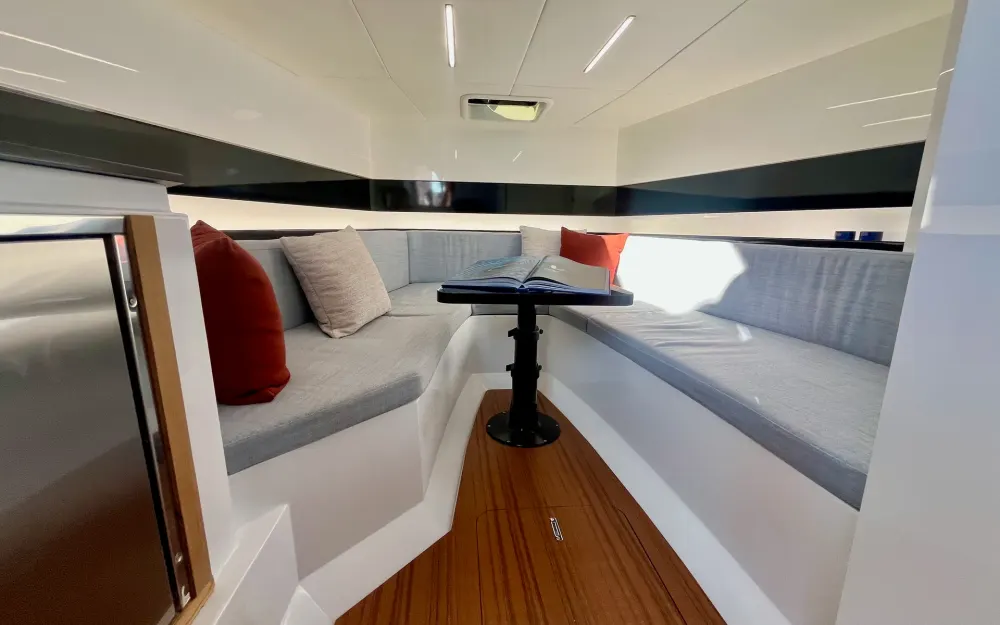 slider 14 BB Yachts 35 ELBA