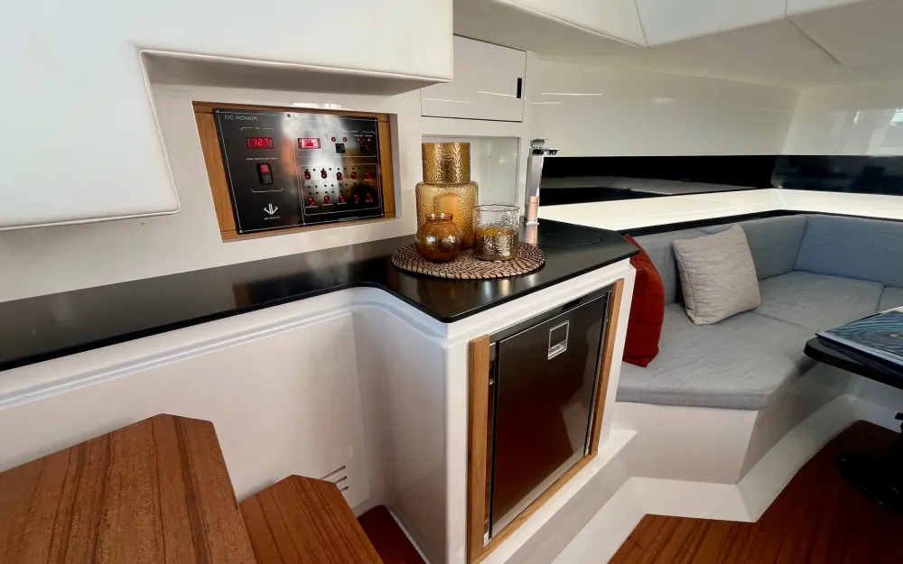 slider 16 BB Yachts 35 ELBA