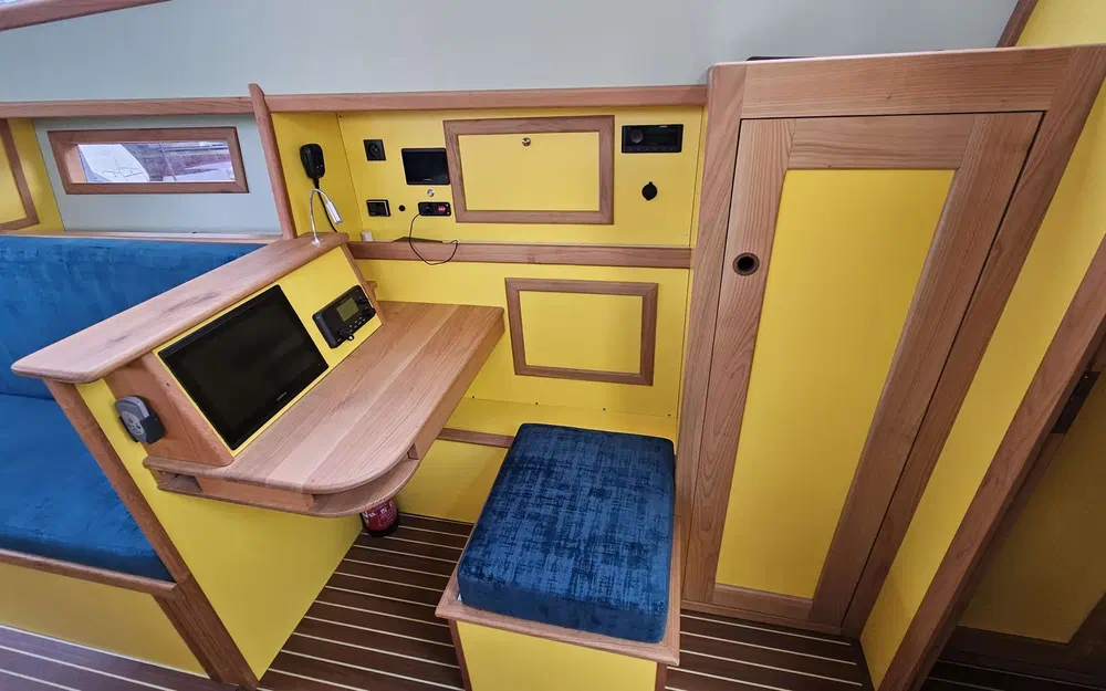 slider 9 Meta META 36